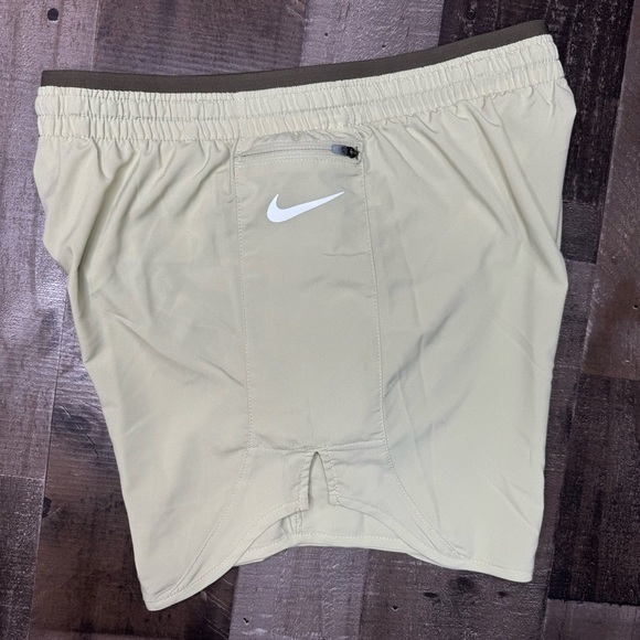NWT Nike Running Short size Small - Picture 4 of 13